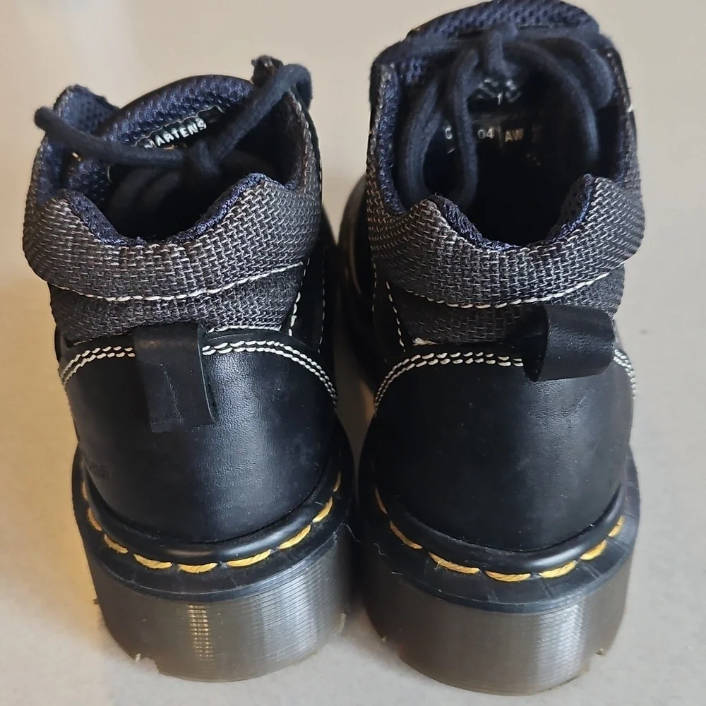 Dr Martens Youth Boots